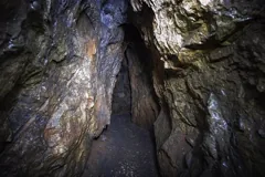 crevice