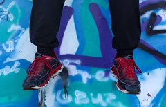 dangle