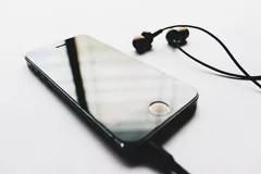 earbud