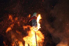 pyre